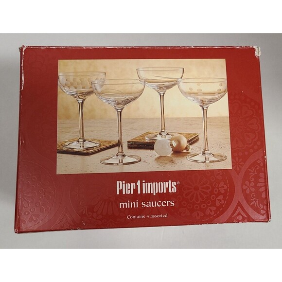 Pier 1 Set of 4 Mini Glass Saucers Assorted Design in Original Box Discontinued - Picture 5 of 7